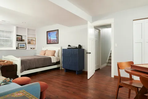 $1,050,000 | 795 Oak Court, Crystal Lake, IL 60014