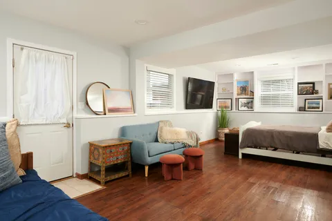 $1,050,000 | 795 Oak Court, Crystal Lake, IL 60014