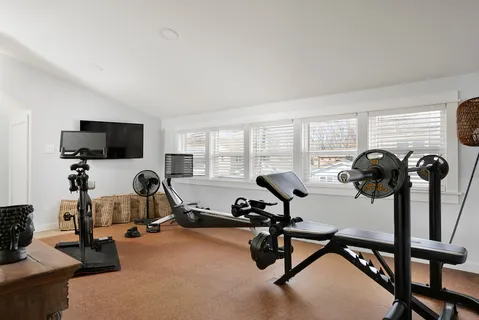 $1,050,000 | 795 Oak Court, Crystal Lake, IL 60014