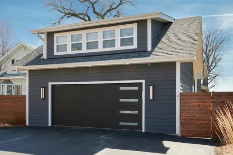 $1,050,000 | 795 Oak Court, Crystal Lake, IL 60014