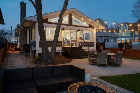 $1,050,000 | 795 Oak Court, Crystal Lake, IL 60014