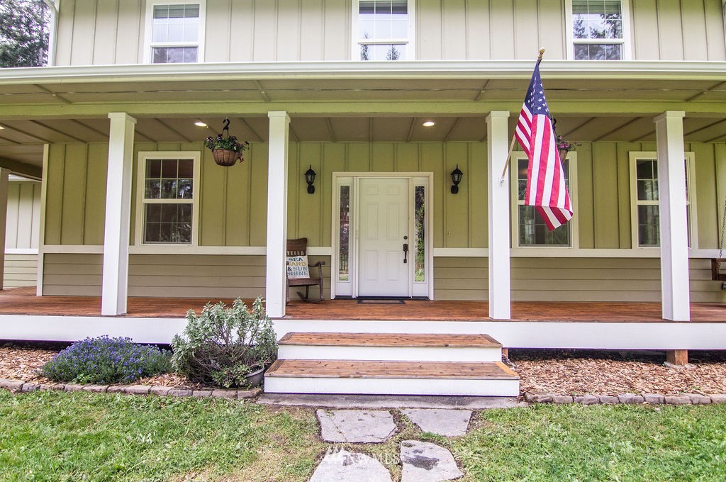 524 South Camano Ridge Road Camano Island, WA 98282 - Photo 4 of 40 Gallery Image 4