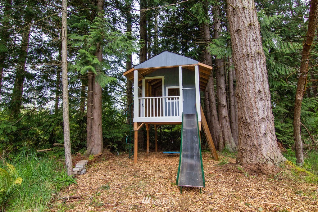 524 South Camano Ridge Road Camano Island, WA 98282 - Photo 33 of 40 Gallery Image 33