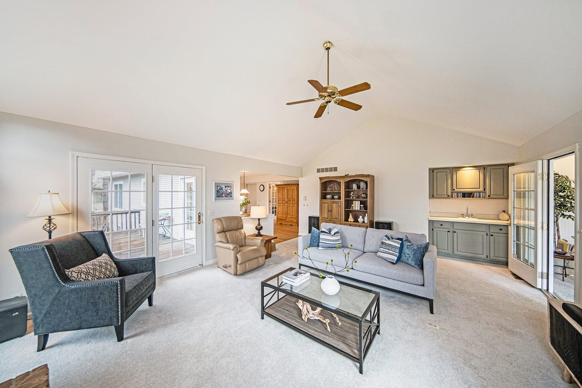 2569 Walnut Road Ann Arbor, MI 48103 - Photo 15 of 63 010_sbp_101