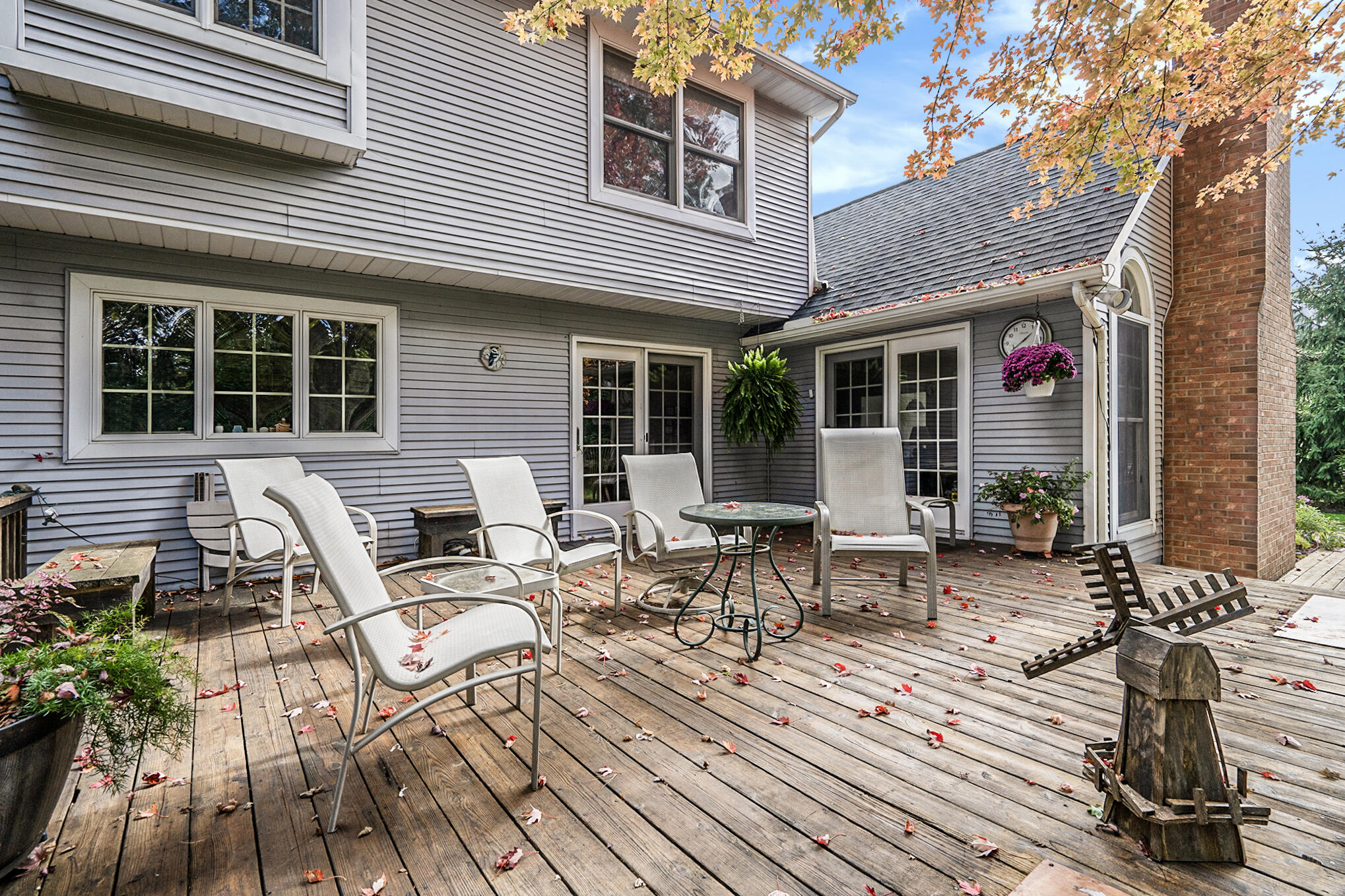 2569 Walnut Road Ann Arbor, MI 48103 - Photo 25 of 63 11.2 deck