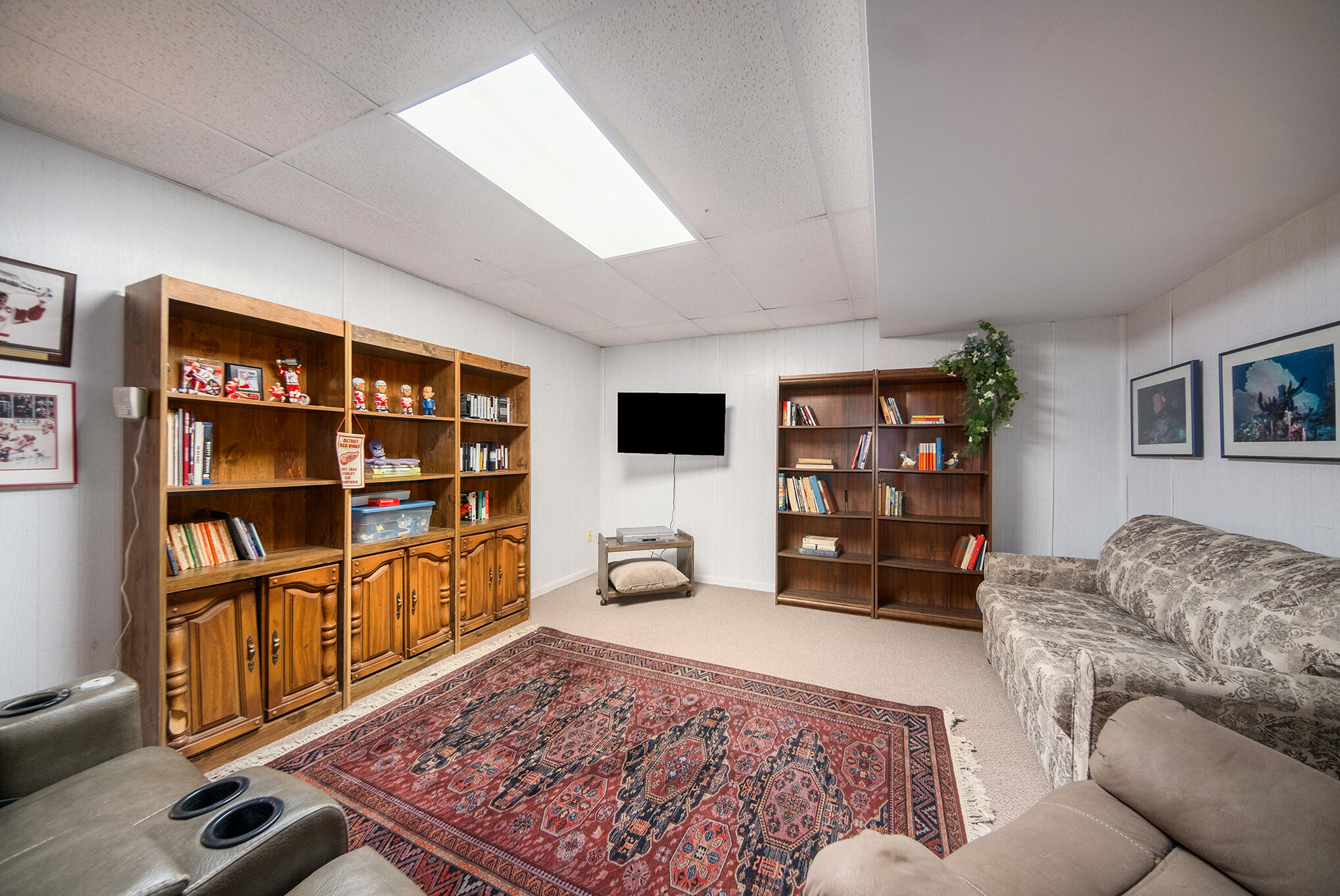 2569 Walnut Road Ann Arbor, MI 48103 - Photo 47 of 63 31 LL