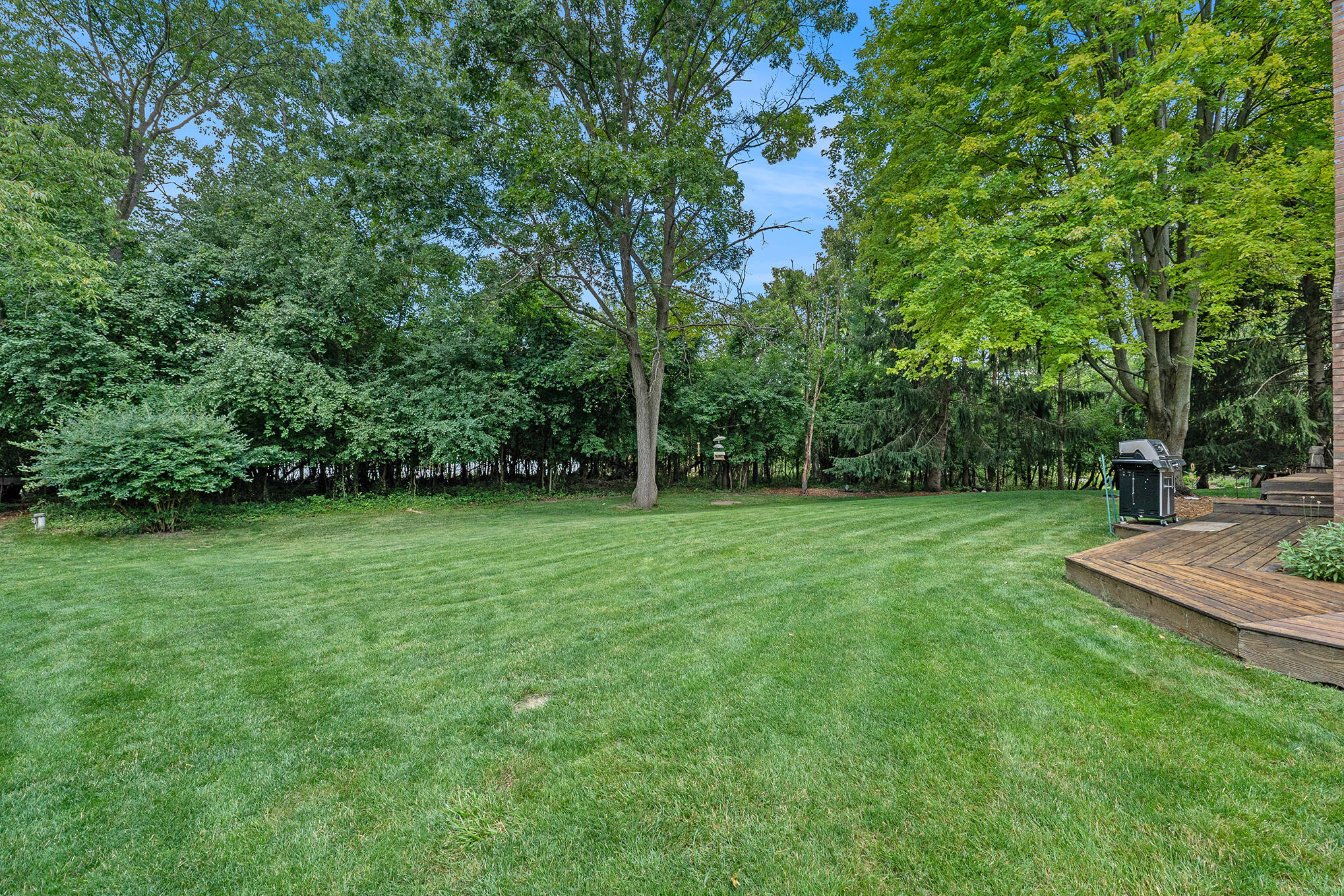 2569 Walnut Road Ann Arbor, MI 48103 - Photo 57 of 63 38.2 backyard