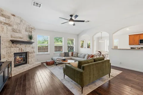 $449,999 | 120 Florenz Lane, Georgetown, TX 78628