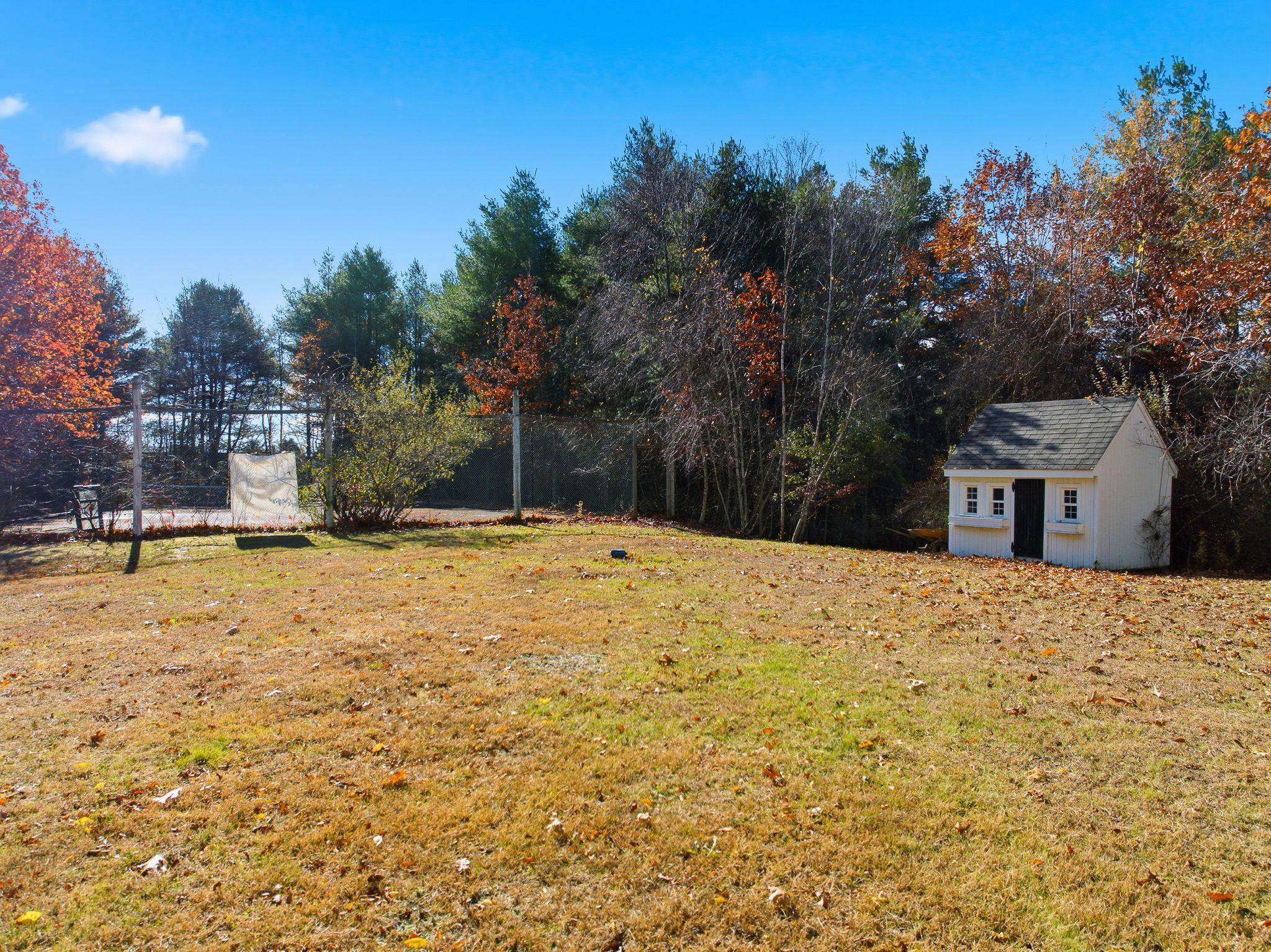 276 North Amherst Road Bedford, NH 03110 - Photo 47 of 56