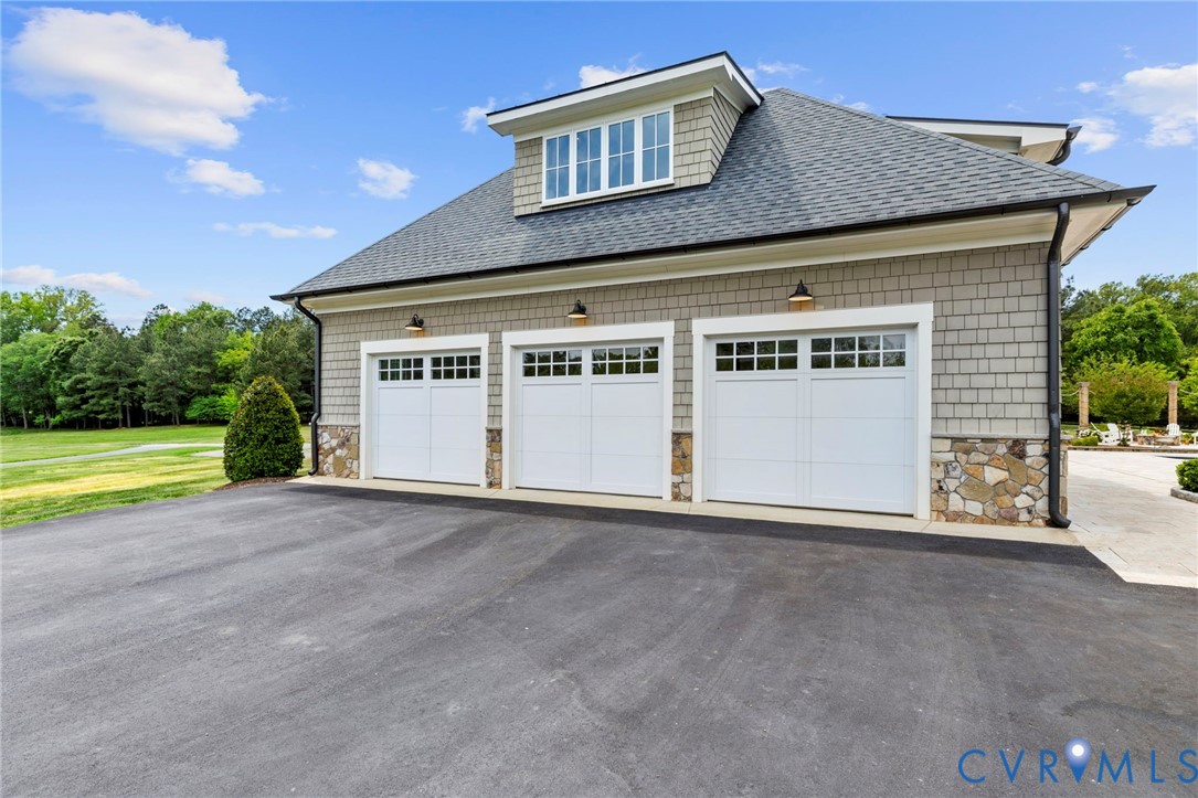 3264 Three Bridge Road Powhatan, VA 23139 - Photo 76 of 78 3+ car garage