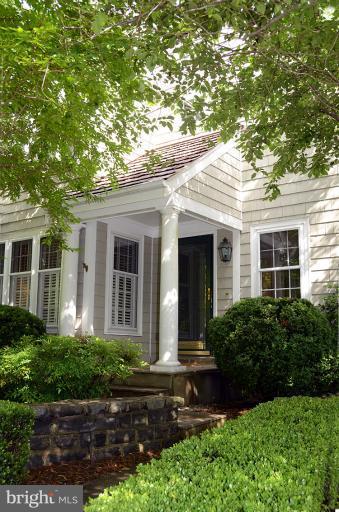 11608 Springhouse Place Reston, VA 20194 - Photo 1 of 30 Exterior (Front)
