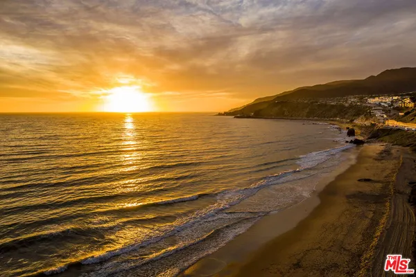 $4,475,000 | 17763 Sabbiadoro Way, Pacific Palisades, CA 90272