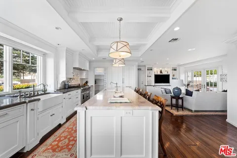 $4,475,000 | 17763 Sabbiadoro Way, Pacific Palisades, CA 90272