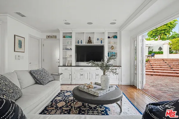 $4,475,000 | 17763 Sabbiadoro Way, Pacific Palisades, CA 90272