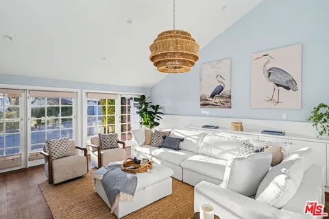 $4,475,000 | 17763 Sabbiadoro Way, Pacific Palisades, CA 90272