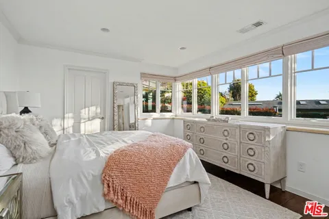 $4,475,000 | 17763 Sabbiadoro Way, Pacific Palisades, CA 90272