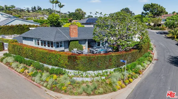 $4,475,000 | 17763 Sabbiadoro Way, Pacific Palisades, CA 90272