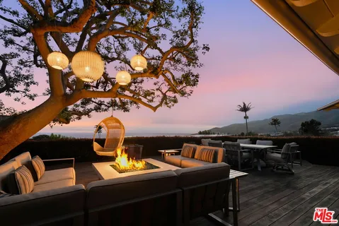 $4,475,000 | 17763 Sabbiadoro Way, Pacific Palisades, CA 90272