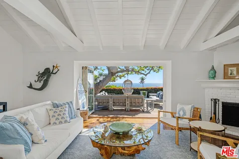 $4,475,000 | 17763 Sabbiadoro Way, Pacific Palisades, CA 90272