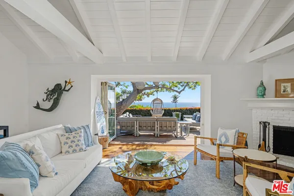 $4,475,000 | 17763 Sabbiadoro Way, Pacific Palisades, CA 90272