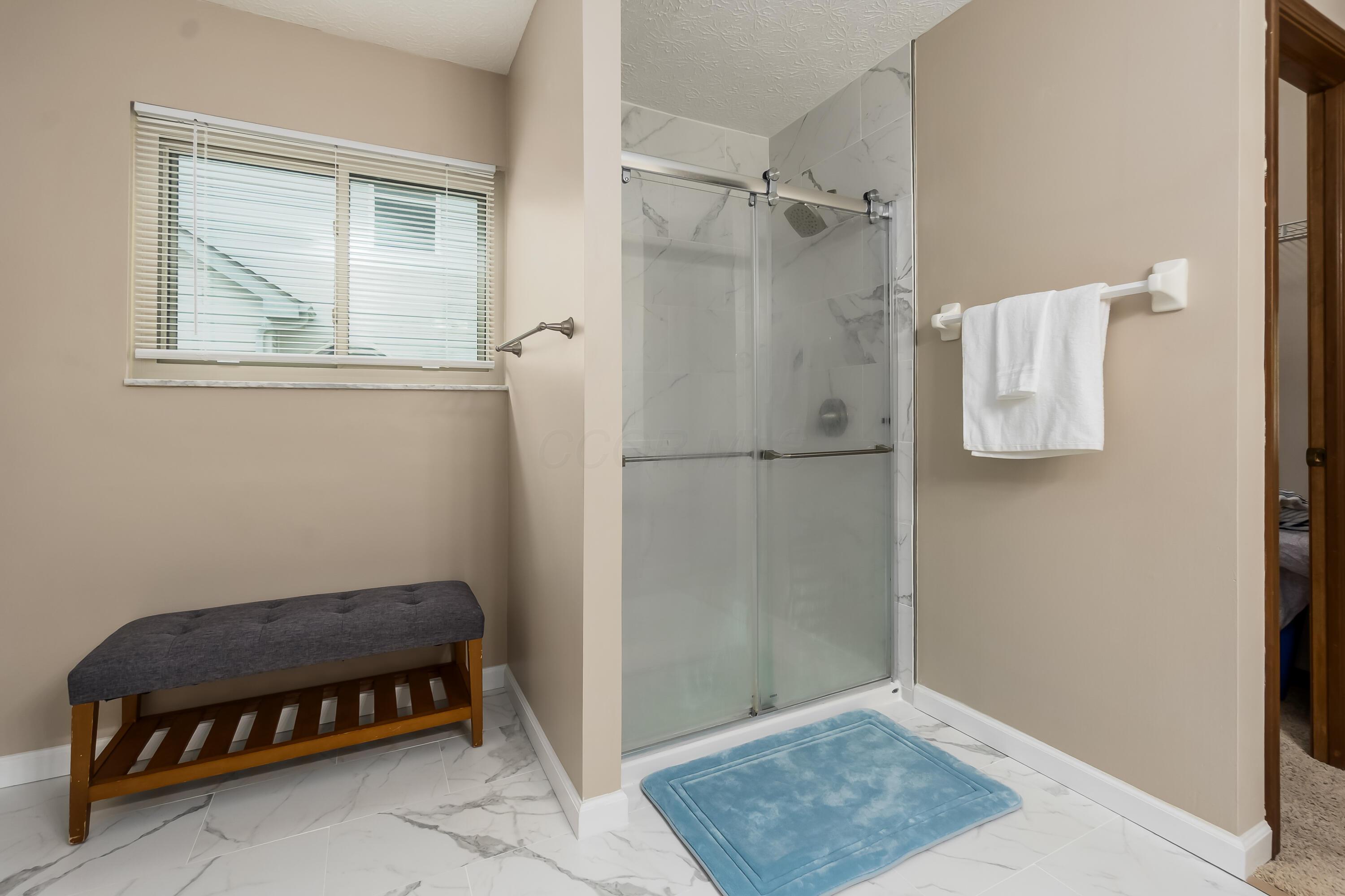 5839 Castleknock Road Dublin, OH 43016 - Photo 30 of 47 First floor primary suite