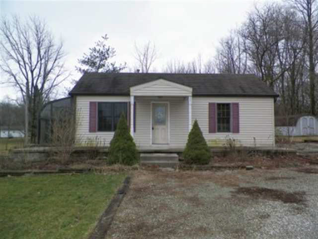 4849 South New Columbus Road Anderson, IN 46013 - Photo 1 of 8 Gallery Image 1