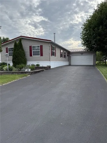 $159,900 | 6330 Kims Drive, Victor, NY 14564