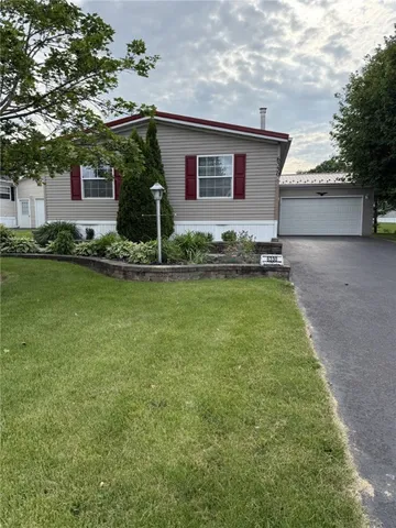 $159,900 | 6330 Kims Drive, Victor, NY 14564