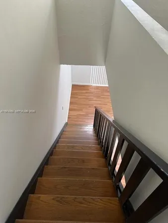 $1,800 | 18051 Northwest 68th Avenue, Unit J104, Hialeah, FL 33015