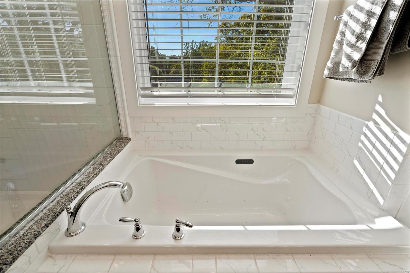 1017 South Berry Road St. Louis, MO 63122 - Photo 20 of 37 Gallery Image 20