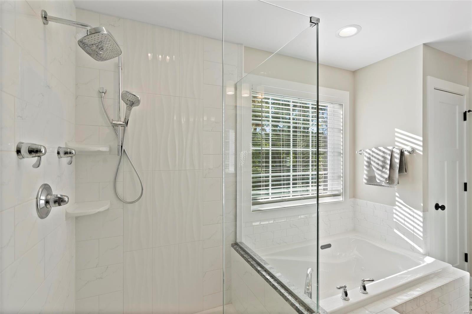 1017 South Berry Road St. Louis, MO 63122 - Photo 21 of 37 Gallery Image 21