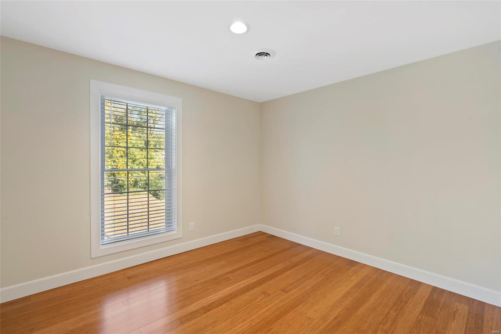 1017 South Berry Road St. Louis, MO 63122 - Photo 22 of 37 Gallery Image 22