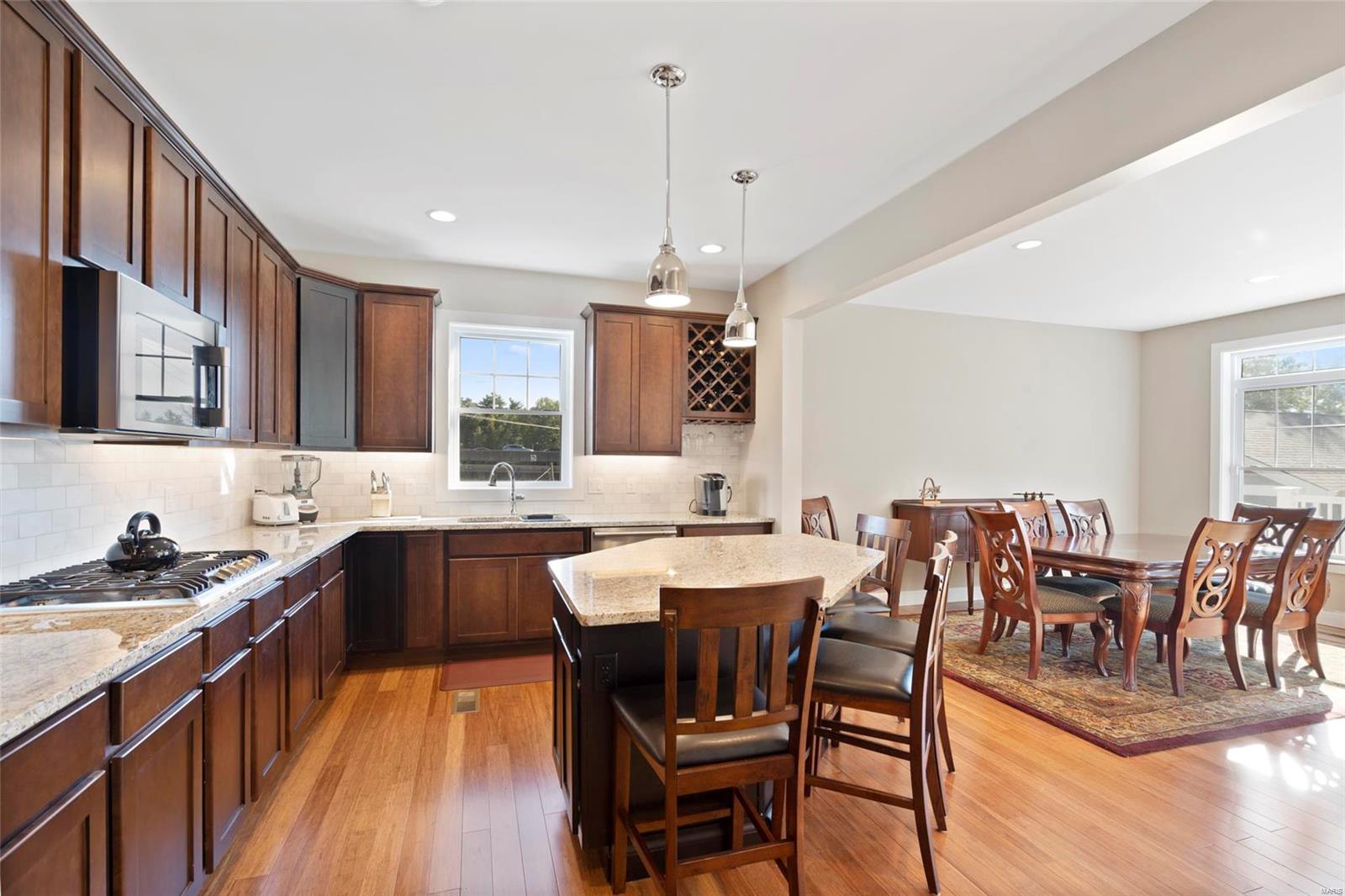 1017 South Berry Road St. Louis, MO 63122 - Photo 6 of 37 Gallery Image 6