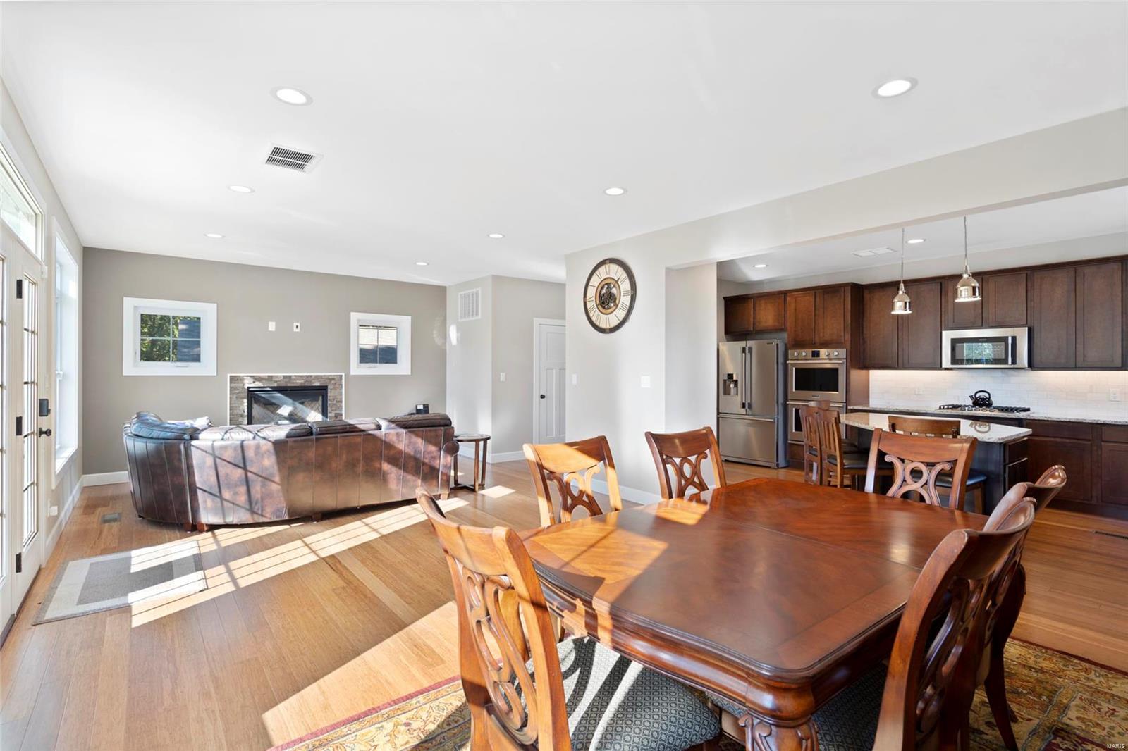 1017 South Berry Road St. Louis, MO 63122 - Photo 10 of 37 Gallery Image 10