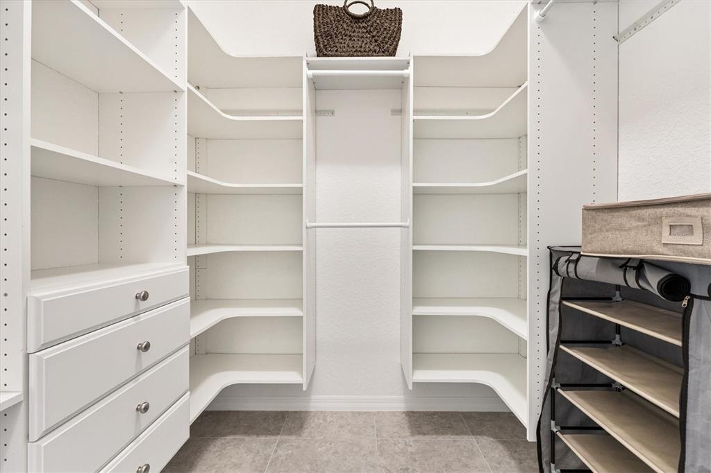 10945 Southeast 168TH Loop Summerfield, FL 34491 - Photo 16 of 59