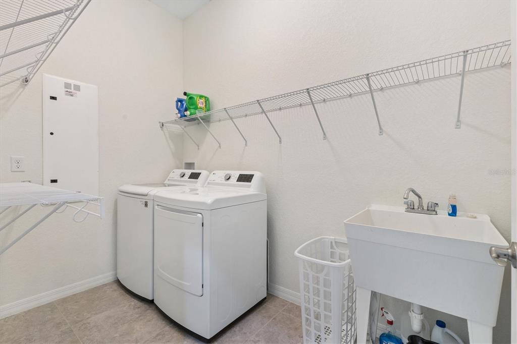 10945 Southeast 168TH Loop Summerfield, FL 34491 - Photo 27 of 59