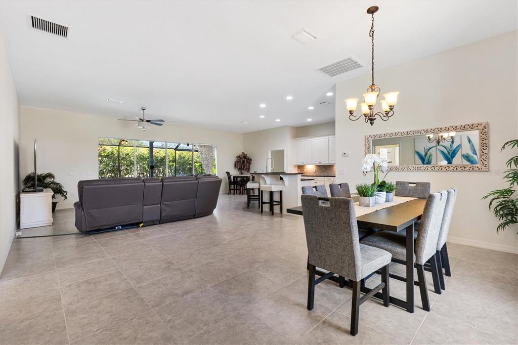 10945 Southeast 168TH Loop Summerfield, FL 34491 - Photo 6 of 59