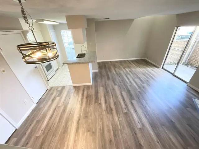 $1,200 | 1515 Sandy Springs Road, Unit 1808, Houston, TX 77042