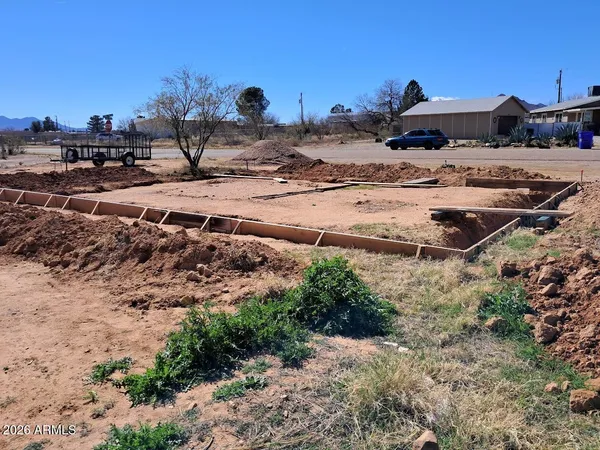 $45,000 | 91 East Vía Nova, Unit 10621081, Huachuca City, AZ 85616