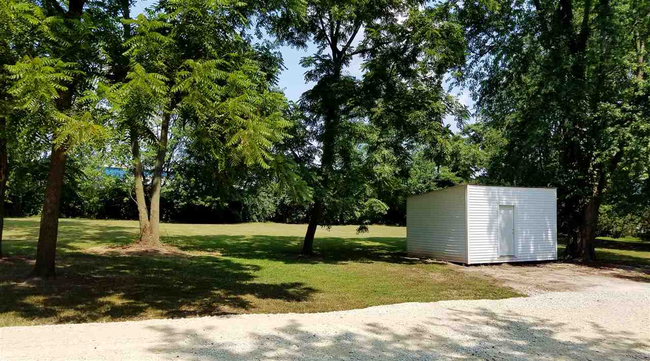 1904 Cosby Road Washington, IN 47501 - Photo 21 of 26 Gallery Image 21