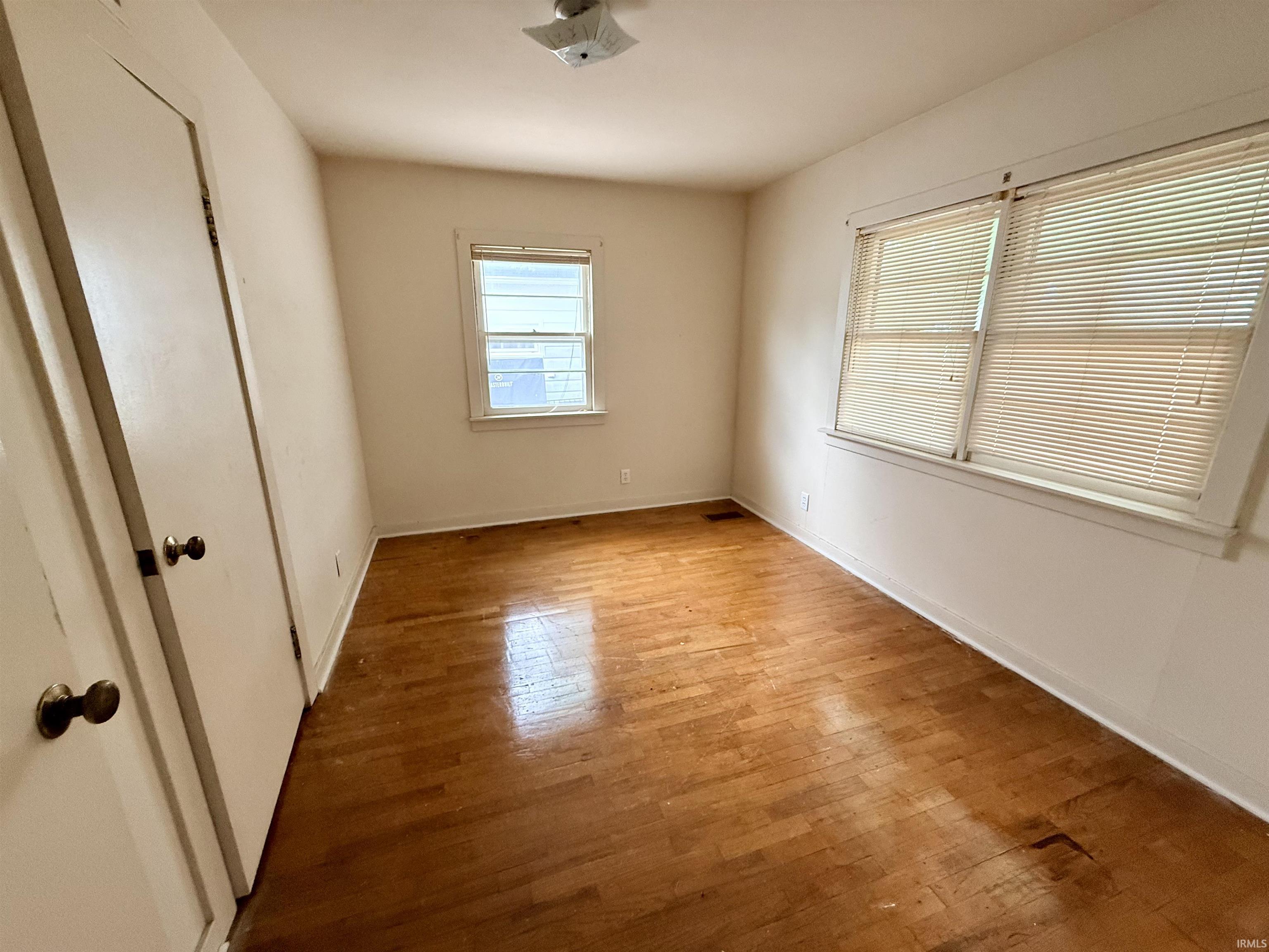 1063 Russell Street Decatur, IN 46733 - Photo 4 of 10
