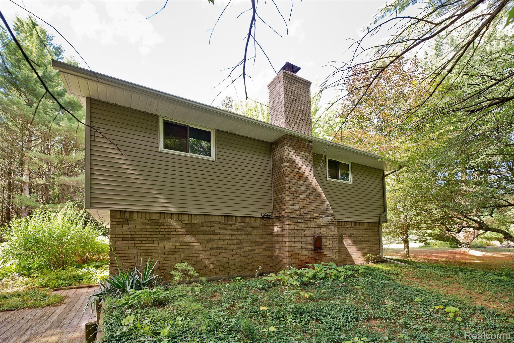 3211 Roods Lake Road Lapeer, MI 48446 - Photo 5 of 35 Gallery Image 5