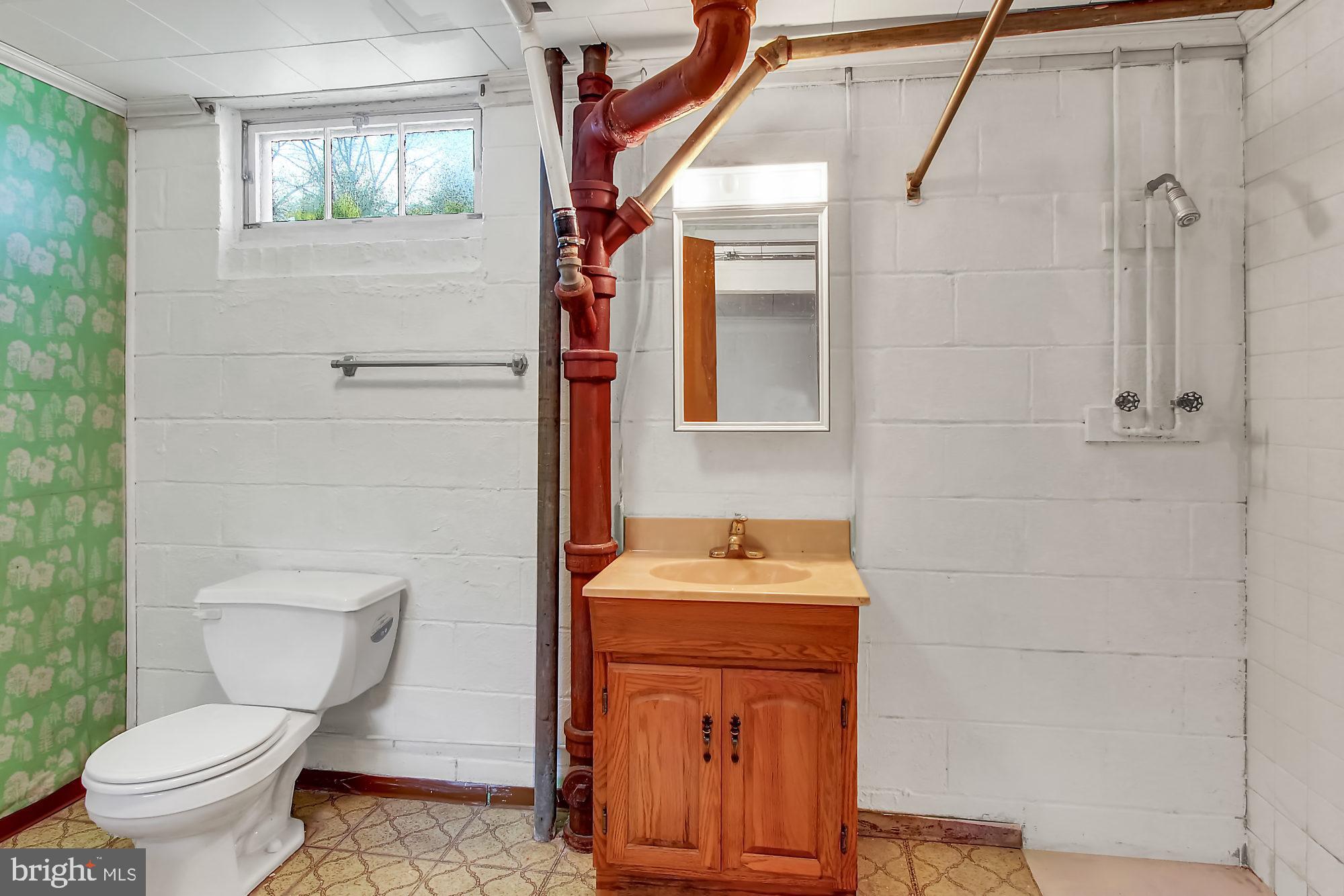 3408 Stoudts Ferry Bridge Road Reading, PA 19605 - Photo 18 of 26 Bathroom 2