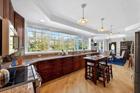 $1,275,000 | 5900 Bayview Circle South, Gulfport, FL 33707