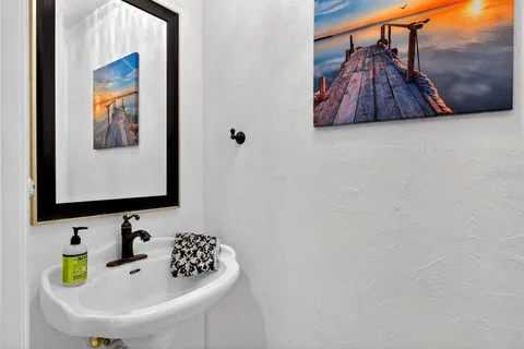 $1,275,000 | 5900 Bayview Circle South, Gulfport, FL 33707