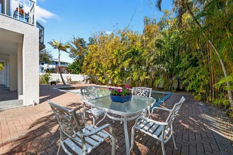 $1,199,000 | 5900 Bayview Circle South, Gulfport, FL 33707