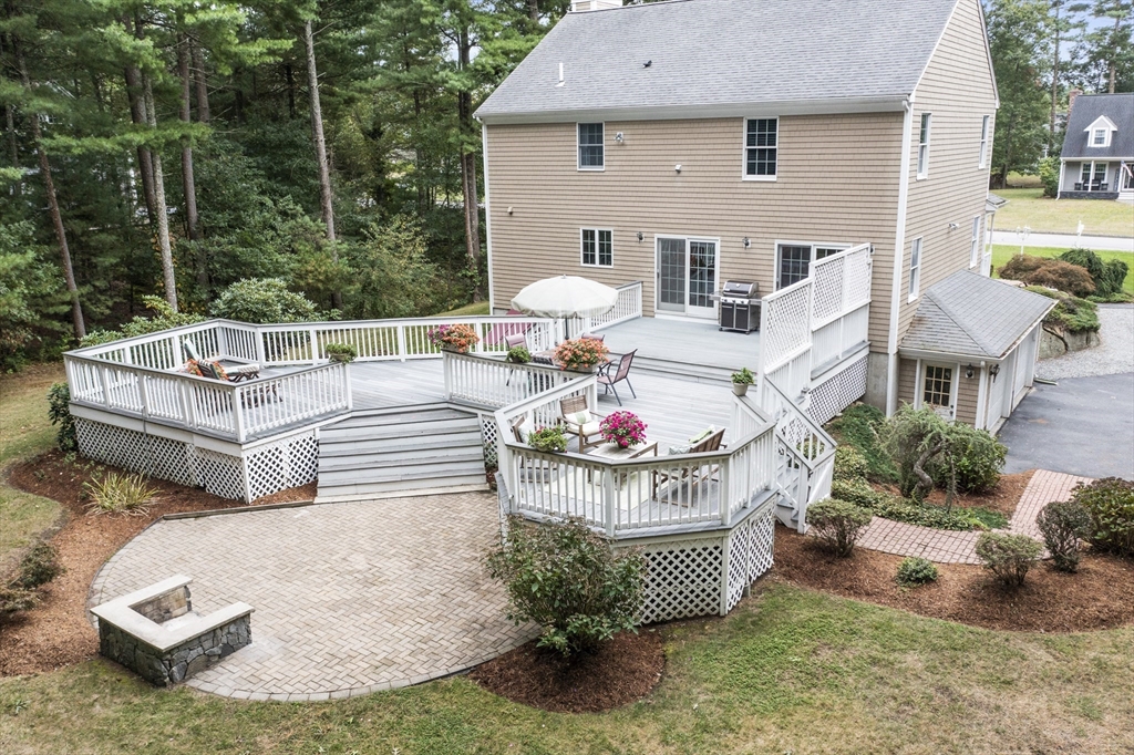 45 Mayflower Road Acushnet, MA 02743 - Photo 4 of 33 Gallery Image 4