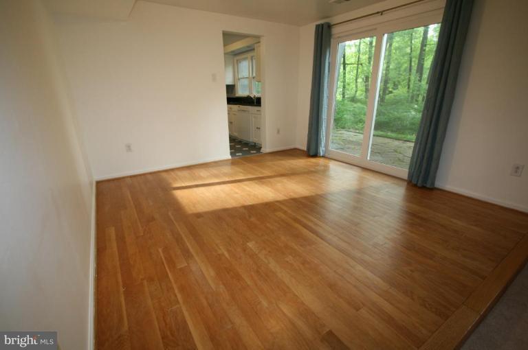 9504 Sweet Grass Ridge Columbia, MD 21046 - Photo 2 of 24 Dining Room