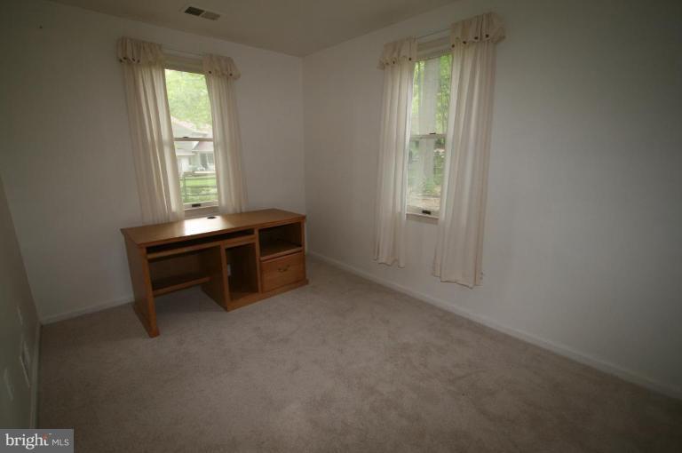 9504 Sweet Grass Ridge Columbia, MD 21046 - Photo 3 of 24 Den