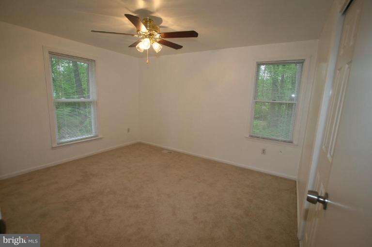 9504 Sweet Grass Ridge Columbia, MD 21046 - Photo 5 of 24 Bedroom #3